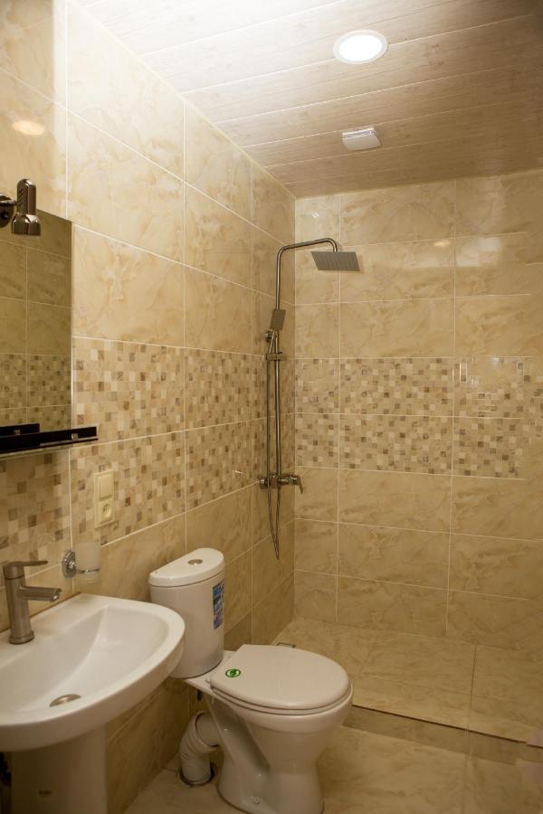 Bekas Wine Cellar Hotel Akhmeta Екстериор снимка
